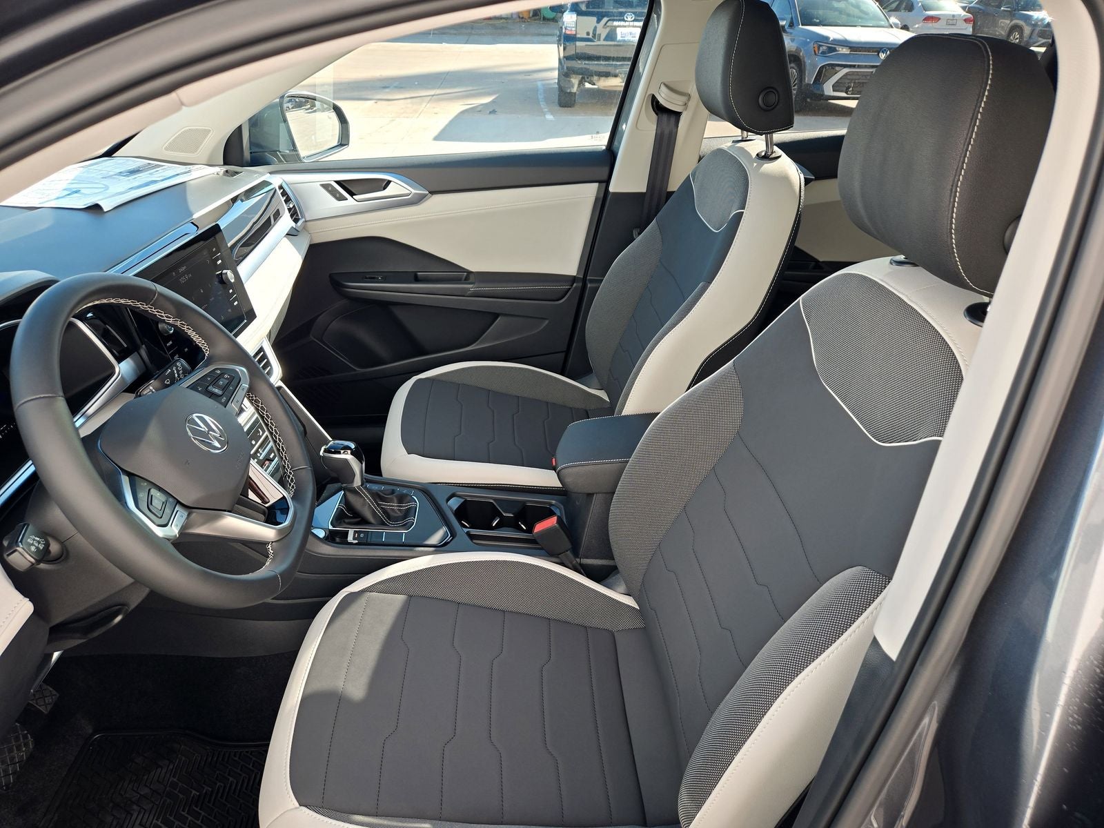 2026 Volkswagen Taos 1.5T SE