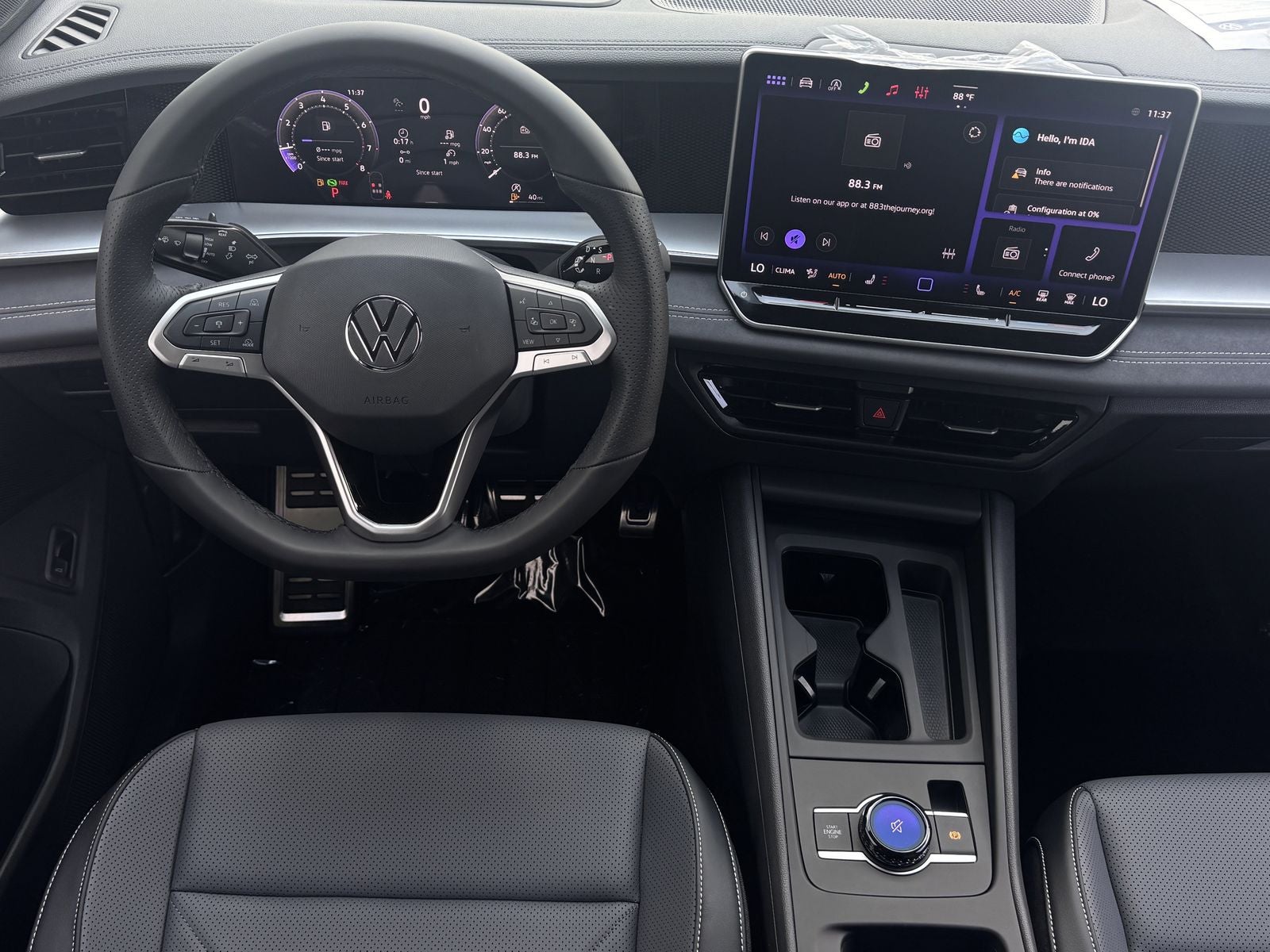 2026 Volkswagen Tiguan 2.0T SE R-Line Black