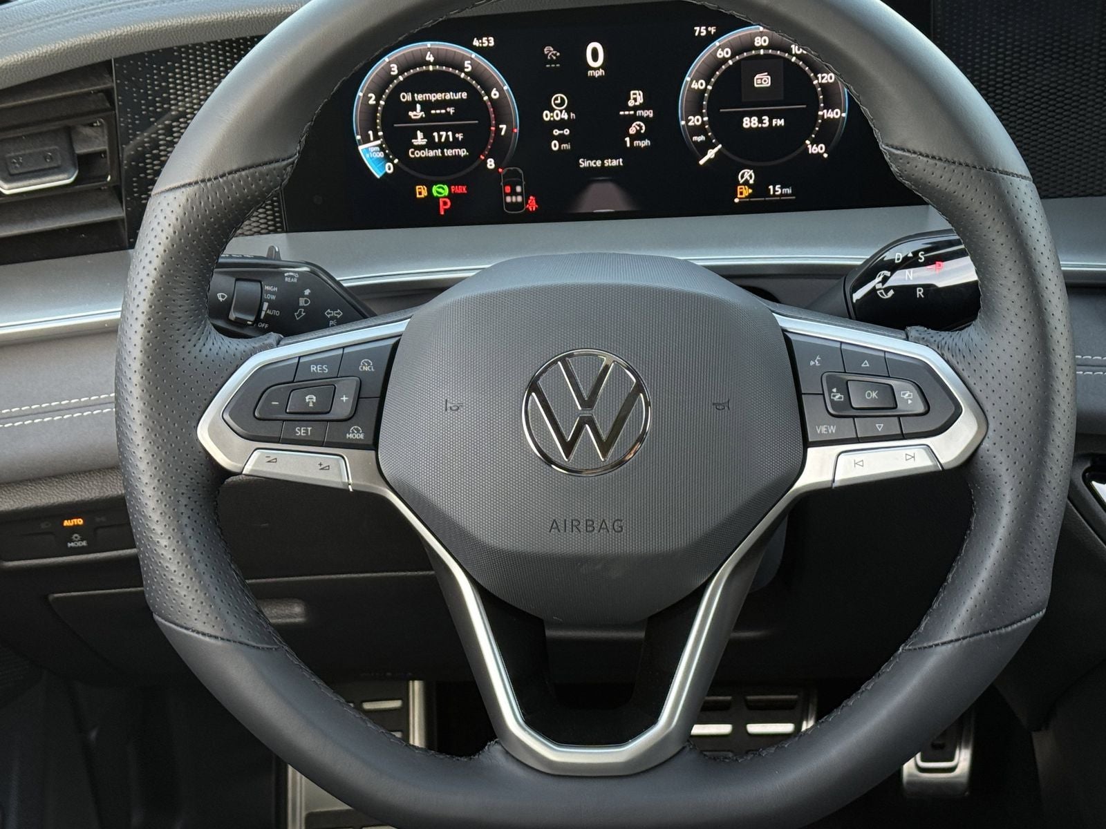 2026 Volkswagen Tiguan 2.0T SE R-Line Black