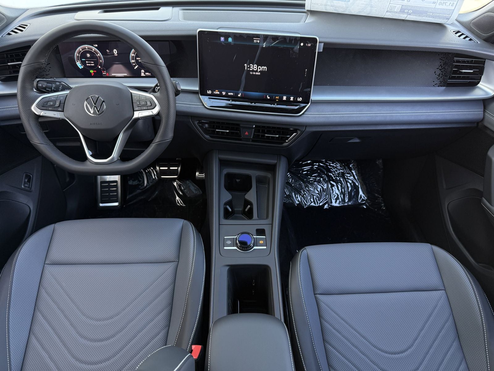 2026 Volkswagen Tiguan 2.0T SE R-Line Black