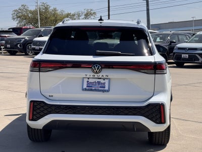 2026 Volkswagen Tiguan 2.0T SE R-Line Black