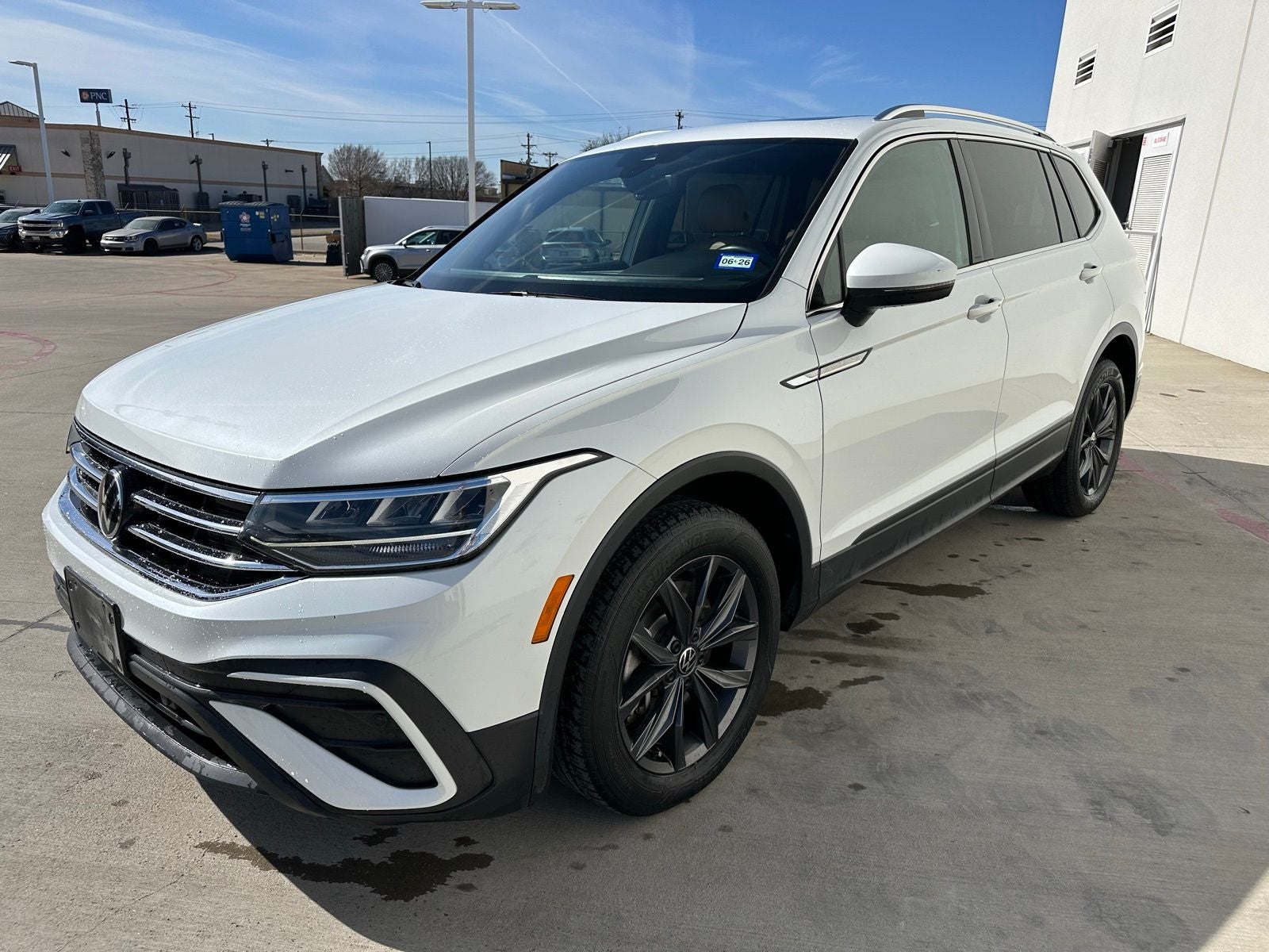 2023 Volkswagen Tiguan 2.0T SE