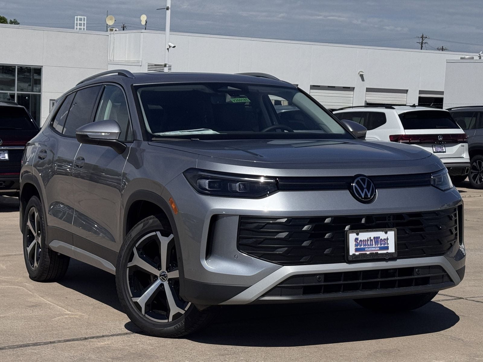 2026 Volkswagen Tiguan 2.0T SE