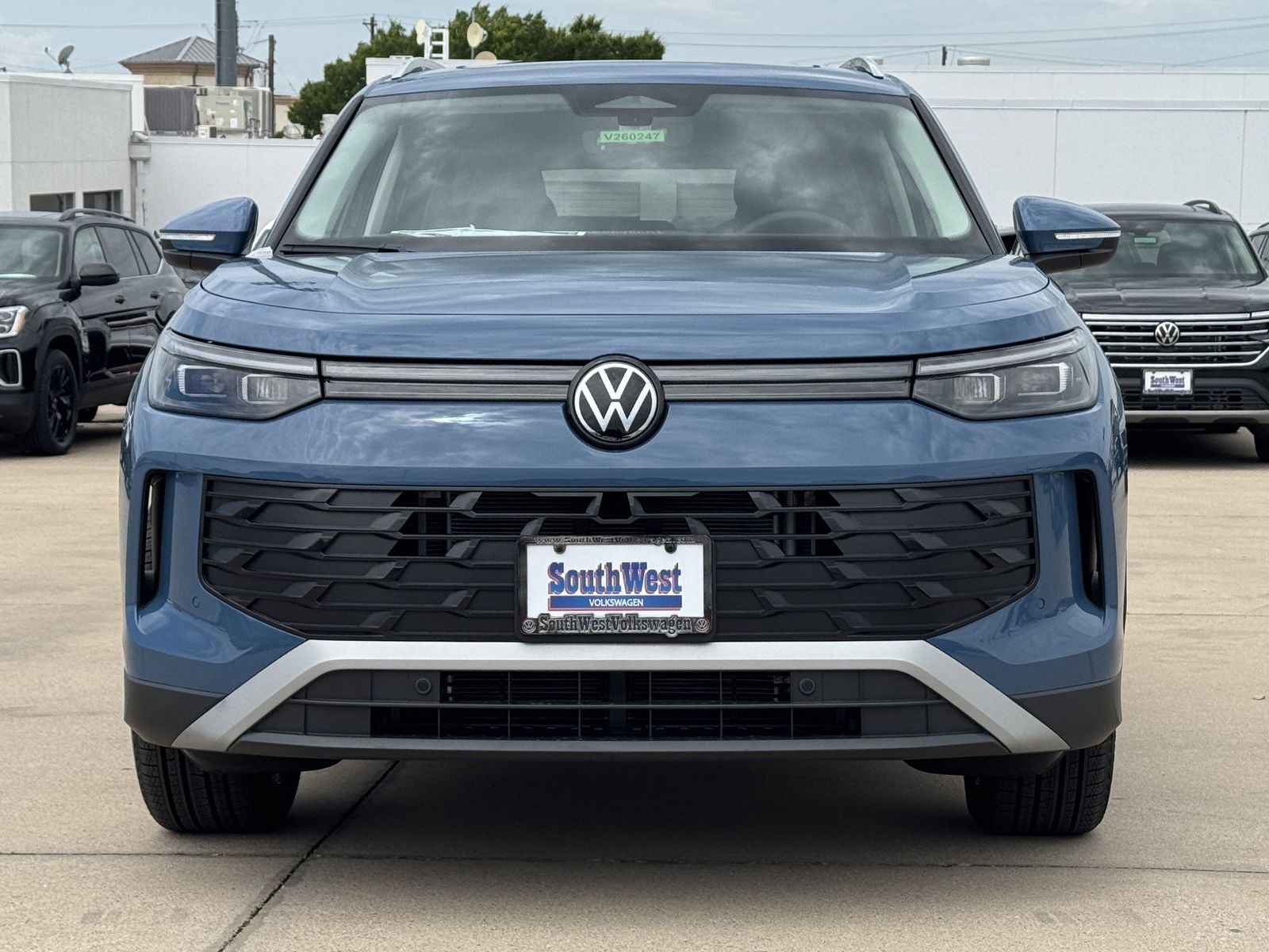 2026 Volkswagen Tiguan 2.0T SE