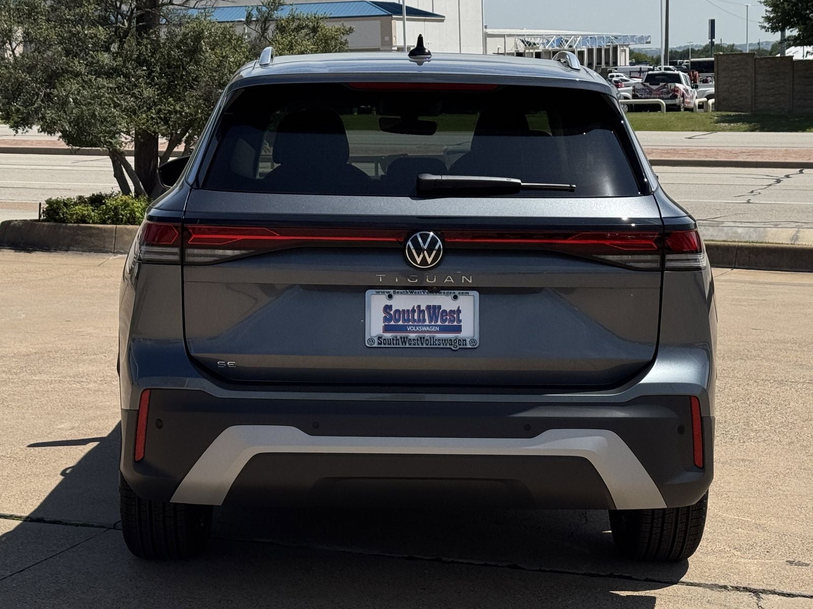 2026 Volkswagen Tiguan 2.0T SE