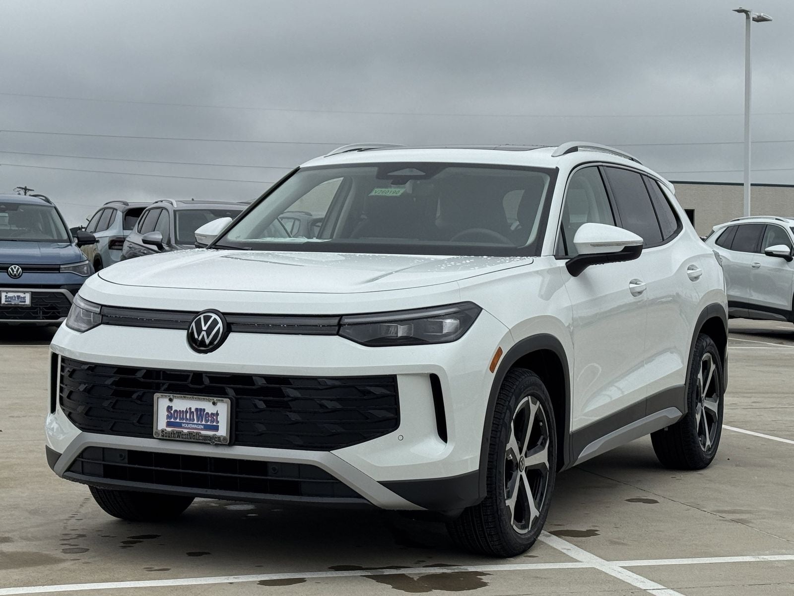 2026 Volkswagen Tiguan 2.0T SE