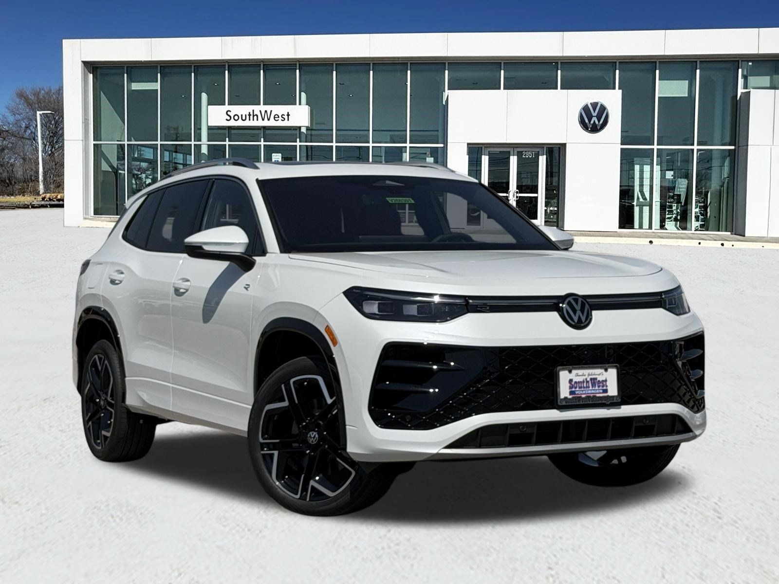 2026 Volkswagen Tiguan 2.0T SEL R-Line Turbo