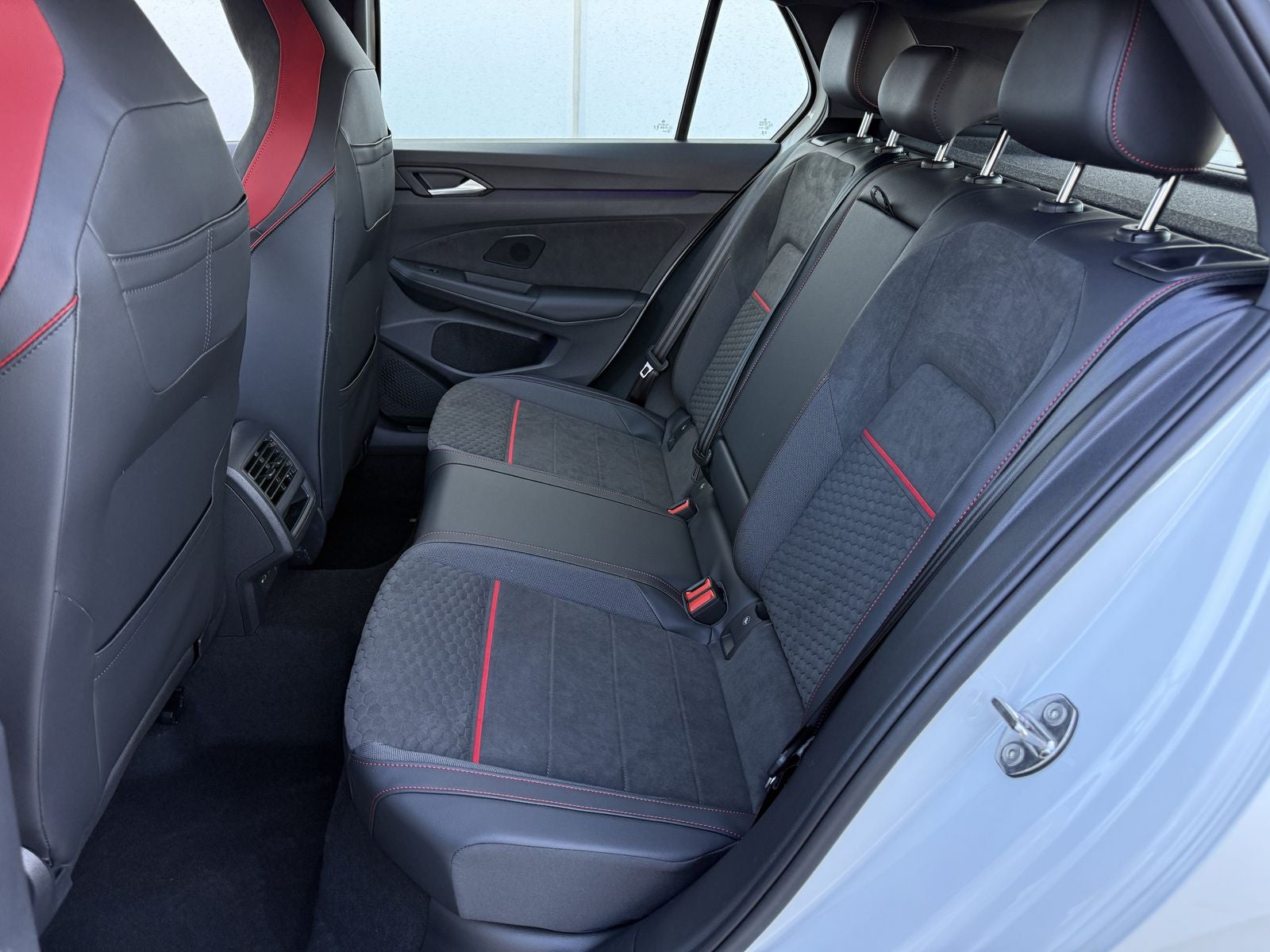 2026 Volkswagen Golf GTI 2.0T SE