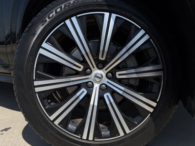2021 Volvo XC90 T5 Momentum