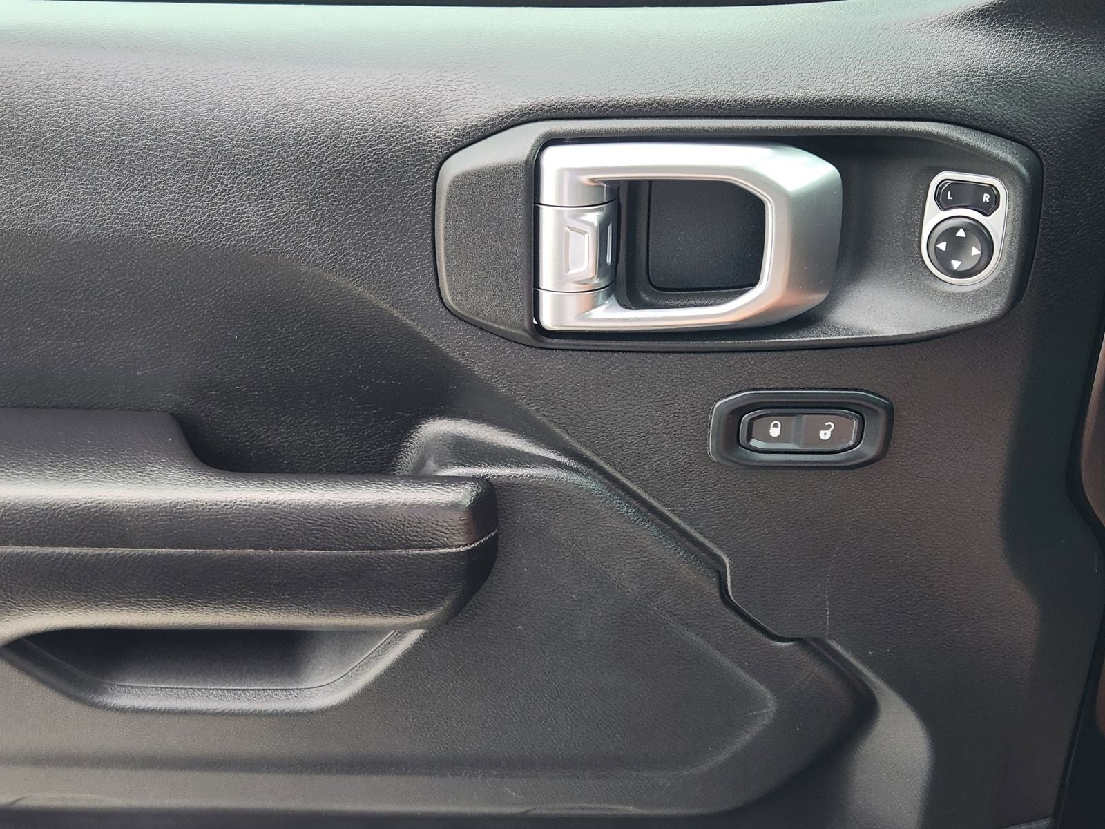 2019 Jeep Wrangler Sport S 4x4