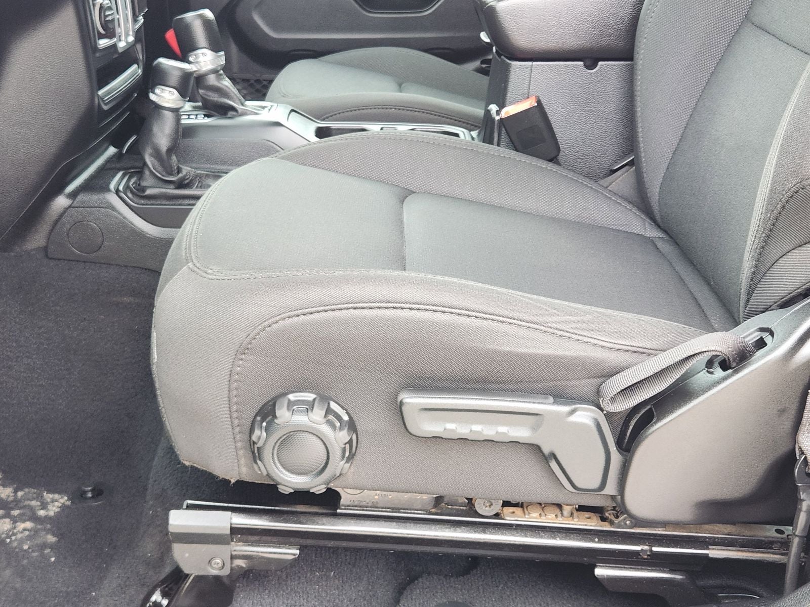 2019 Jeep Wrangler Sport S 4x4