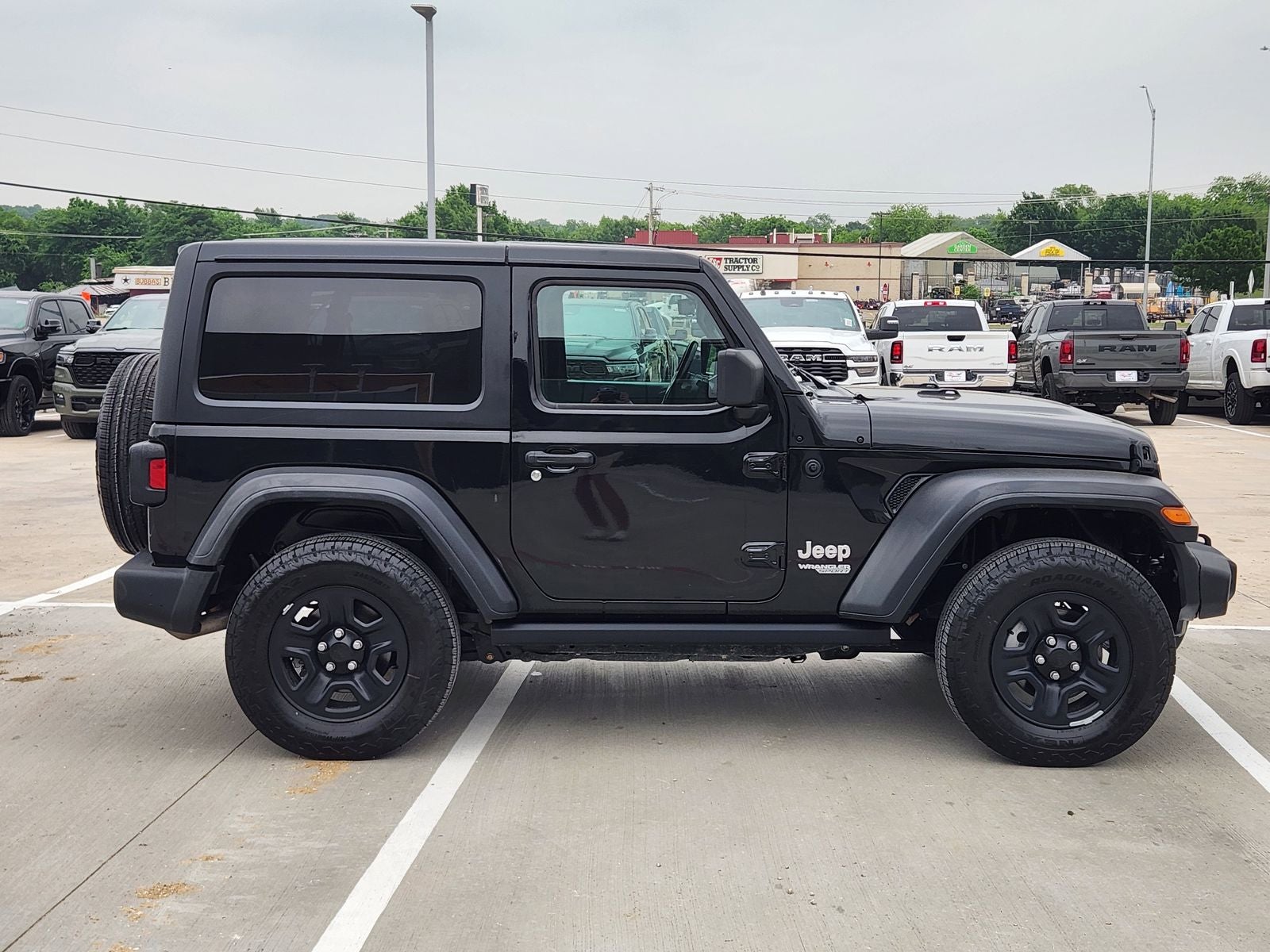 2019 Jeep Wrangler Sport S 4x4