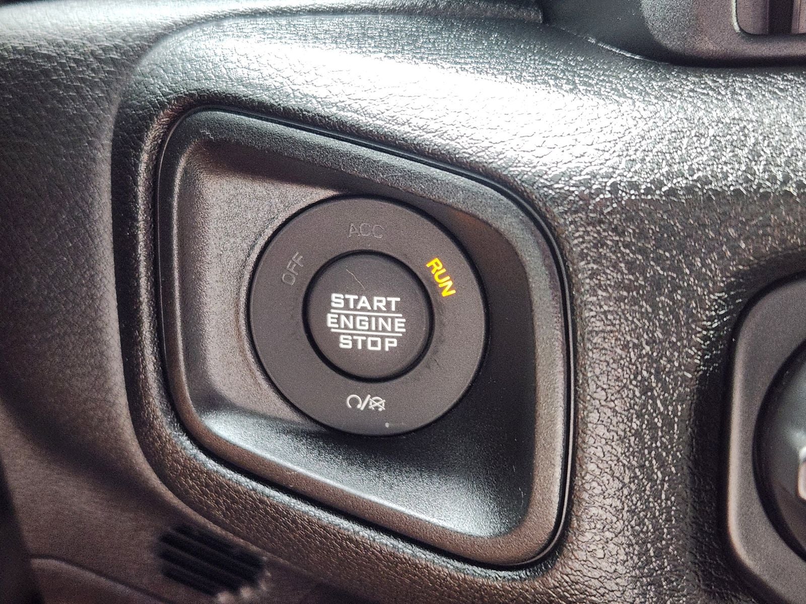 2025 Jeep Wrangler 2-Door Willys 4x4