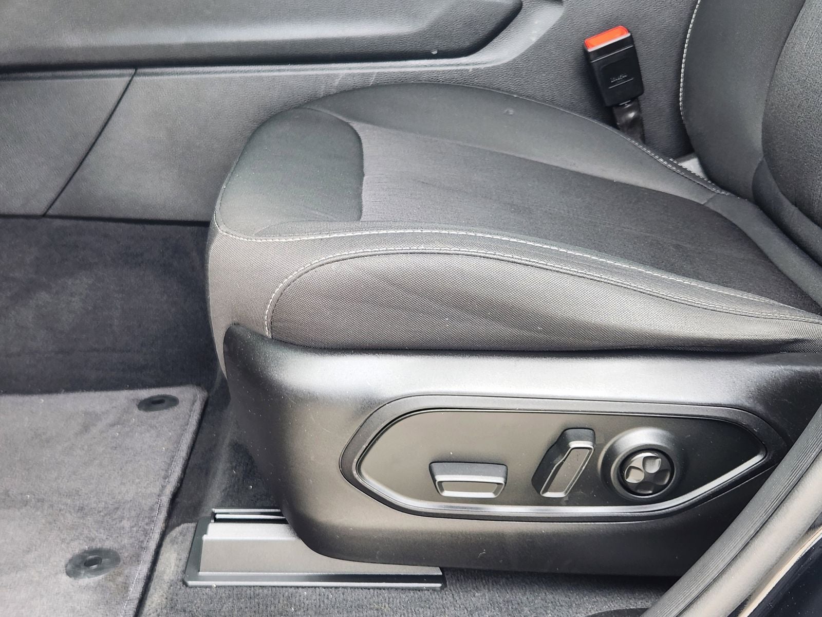 2025 Jeep Grand Cherokee Laredo X 4x2