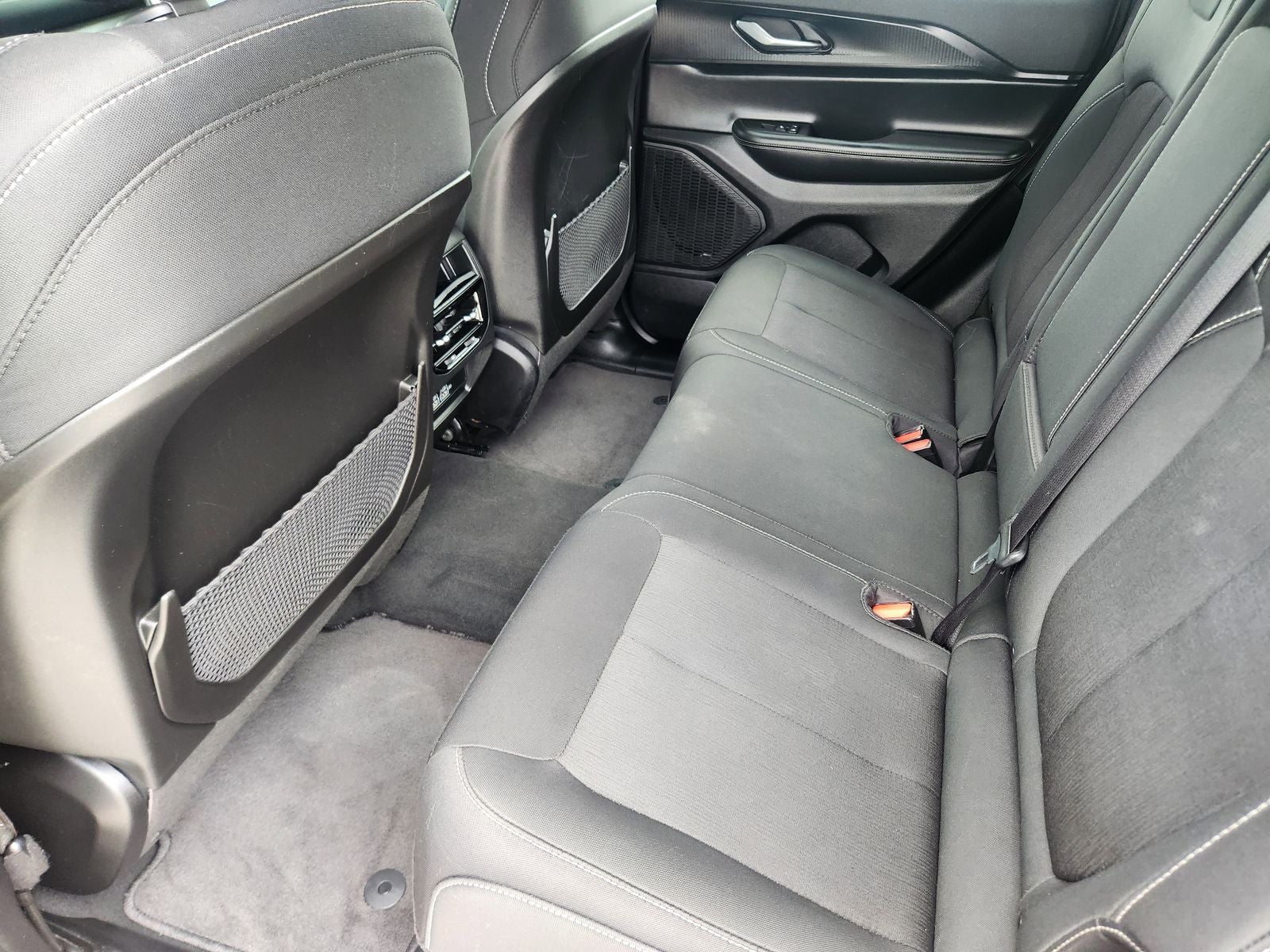 2025 Jeep Grand Cherokee Laredo X 4x2