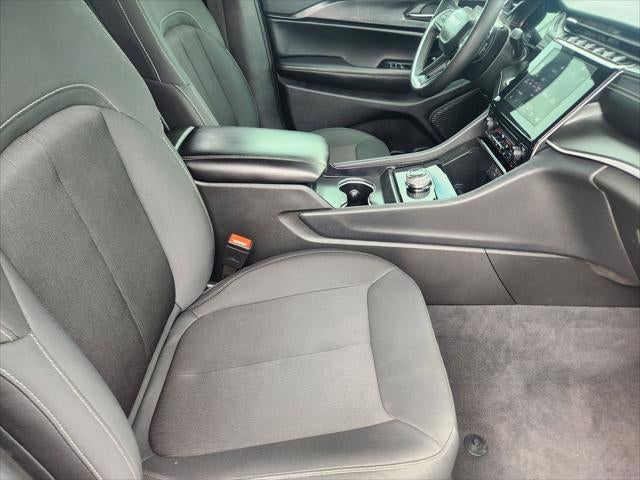 2025 Jeep Grand Cherokee Laredo X 4x2