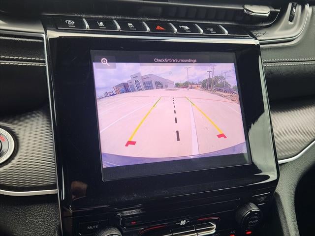 2025 Jeep Grand Cherokee Laredo X 4x2