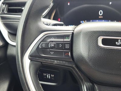 2025 Jeep Grand Cherokee Laredo X 4x2