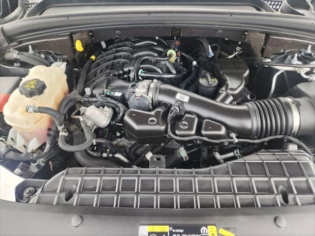 2025 Jeep Grand Cherokee Laredo X 4x2