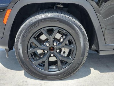 2025 Jeep Grand Cherokee Altitude 4x4