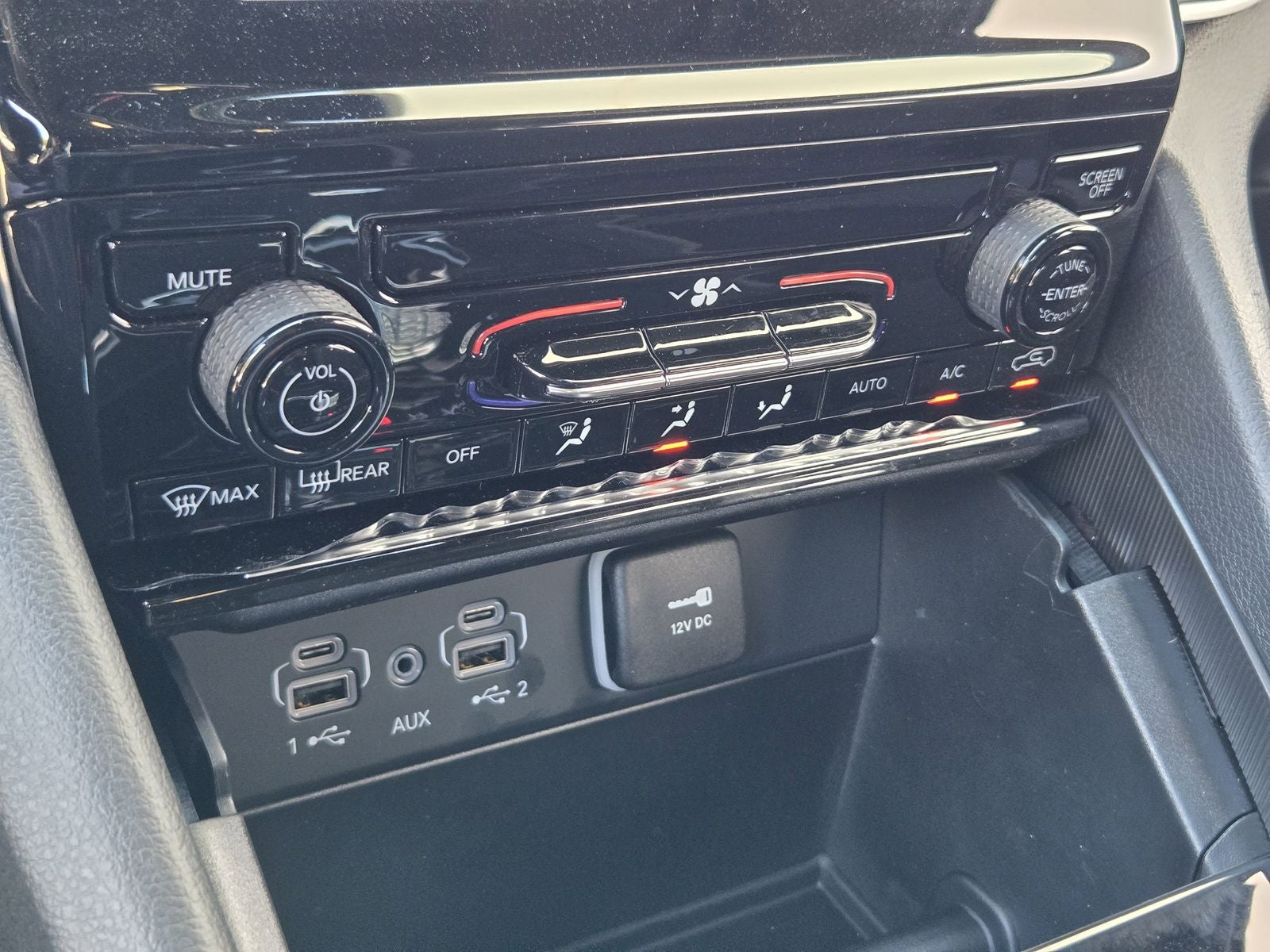 2025 Jeep Grand Cherokee L GRAND CHEROKEE L LAREDO X 4X2