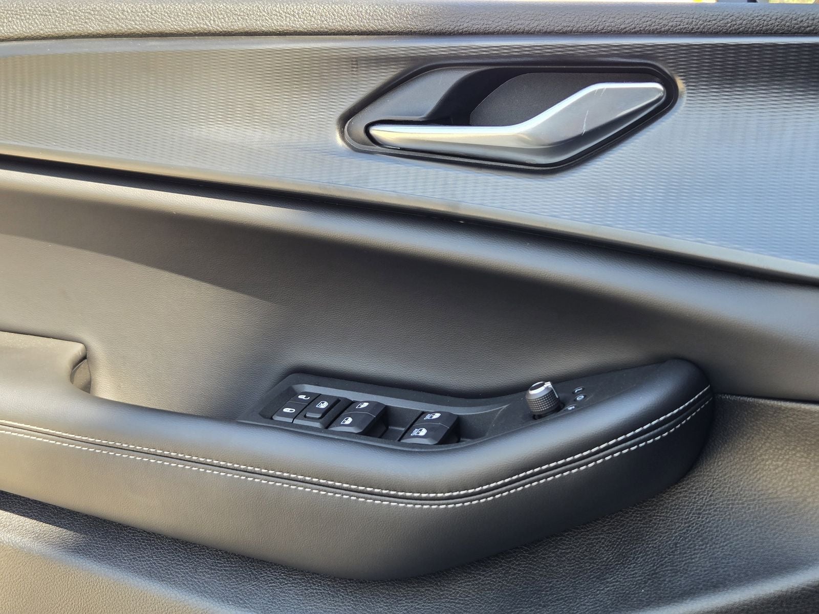 2025 Jeep Grand Cherokee L GRAND CHEROKEE L LAREDO X 4X2