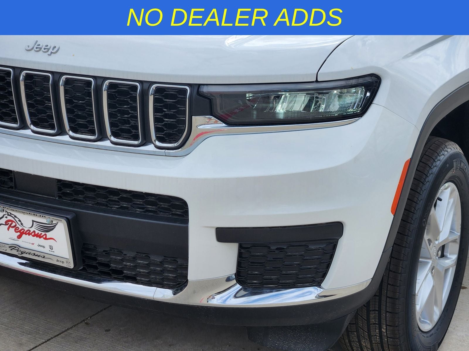 2025 Jeep Grand Cherokee L GRAND CHEROKEE L LAREDO 4X4