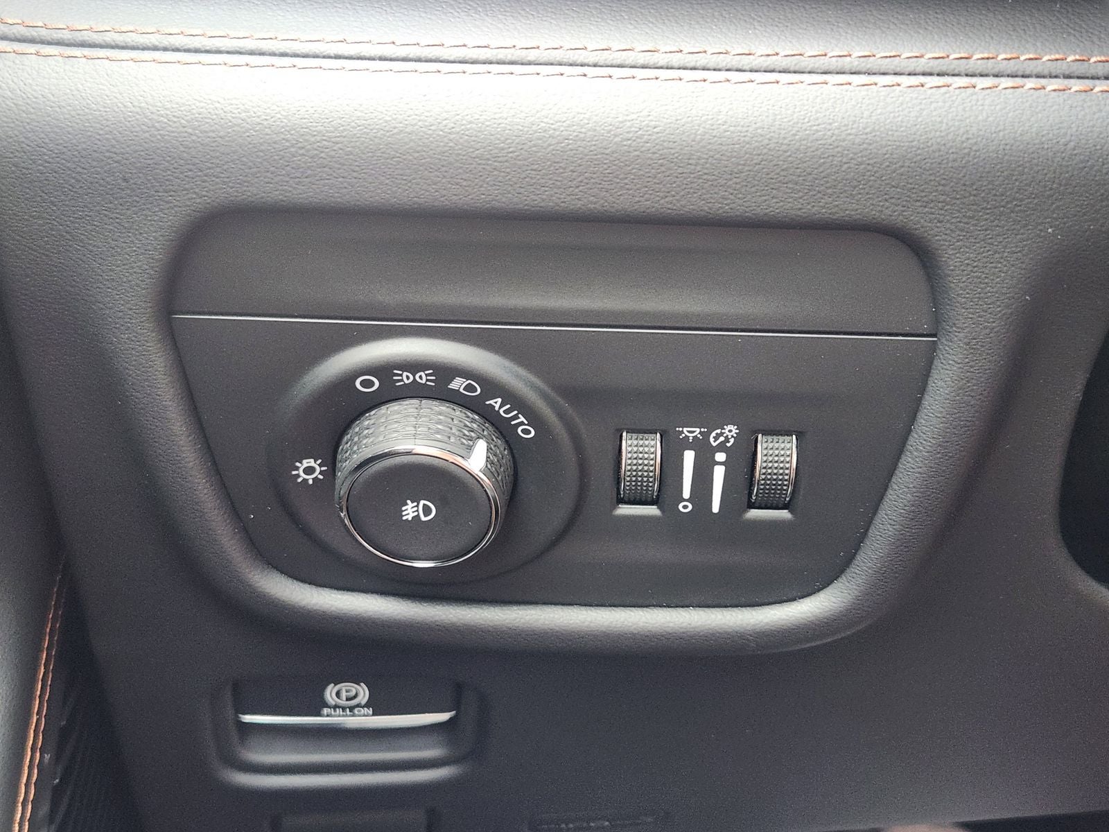 2025 Jeep Grand Cherokee L Summit Reserve 4x4