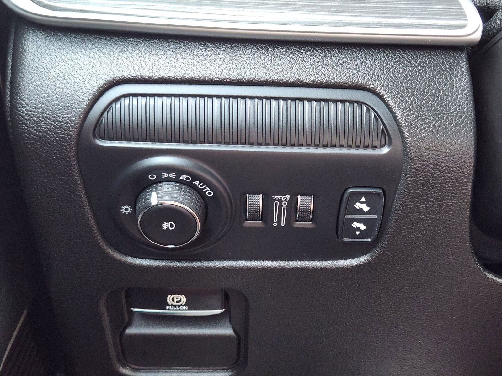 2024 Jeep Wagoneer Series II 4x2