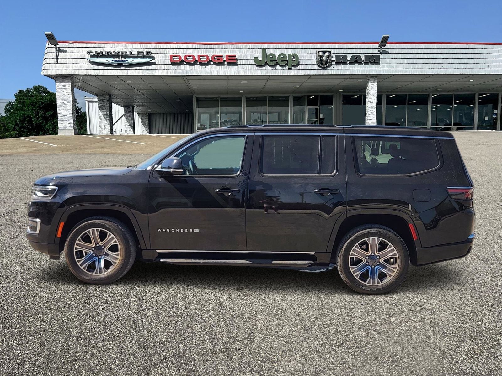 2024 Jeep Wagoneer Series II 4x2