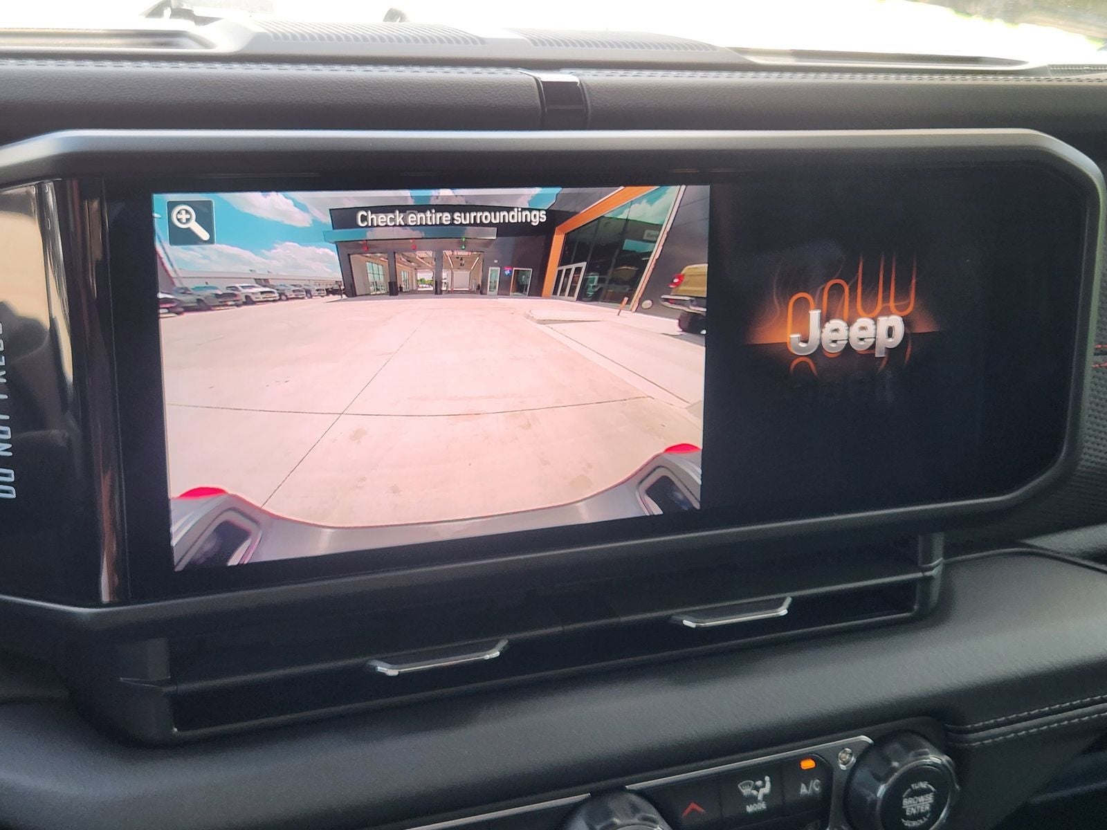 2026 Jeep Gladiator GLADIATOR SHADOW OPS 4X4