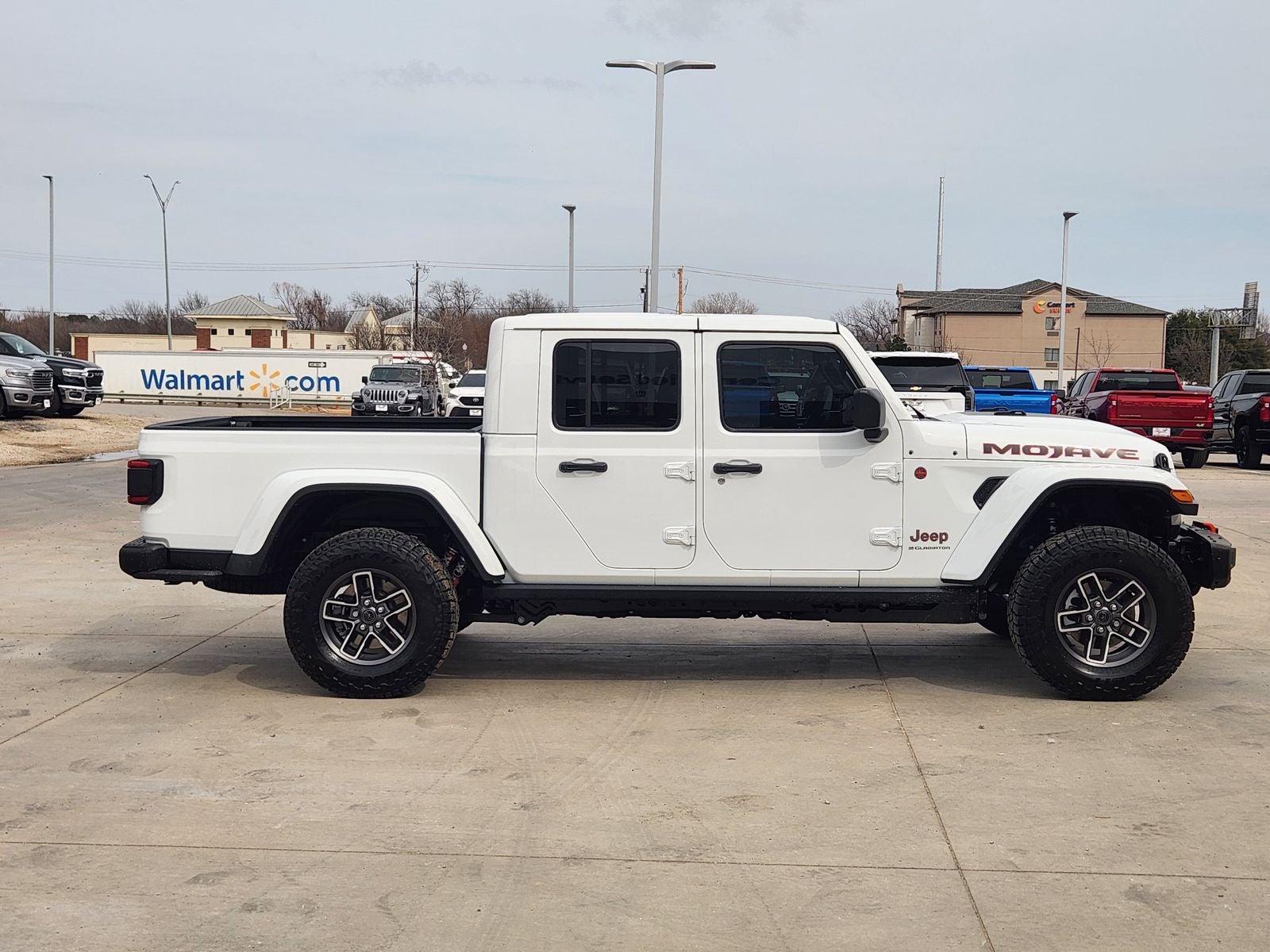 2026 Jeep Gladiator GLADIATOR MOJAVE X 4X4