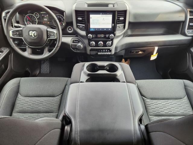 2026 RAM Ram 1500 RAM 1500 EXPRESS CREW CAB 4X2 5'7' BOX