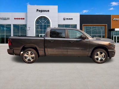 2026 RAM Ram 1500 RAM 1500 EXPRESS CREW CAB 4X2 5'7' BOX