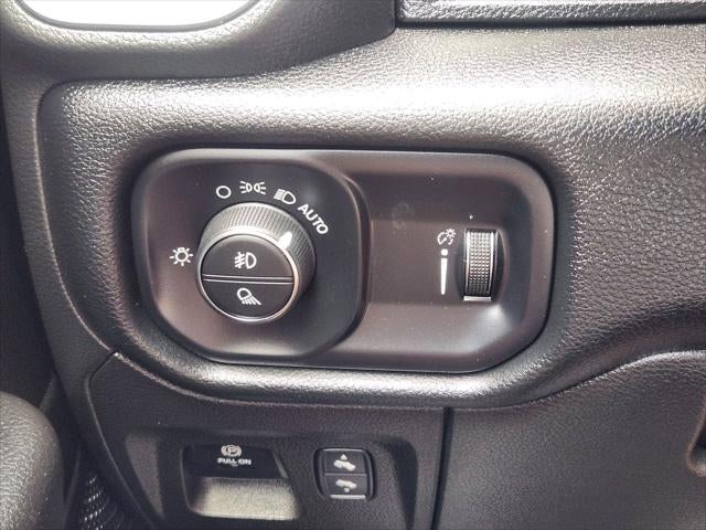 2022 RAM Ram 1500 Big Horn Crew Cab 4x4 5'7' Box Fort Worth TX | ENNIS ...