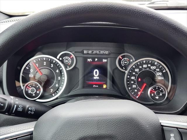 2026 RAM Ram 1500 RAM 1500 TRADESMAN QUAD CAB 4X2 6'4' BOX