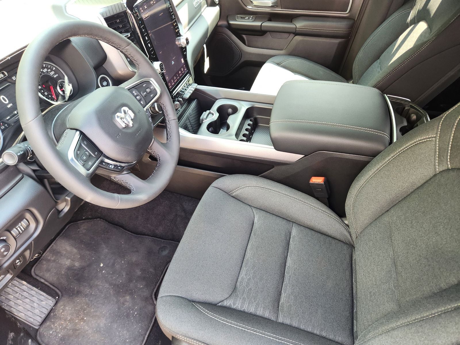 2026 RAM Ram 1500 RAM 1500 LONE STAR CREW CAB 4X4 5'7' BOX