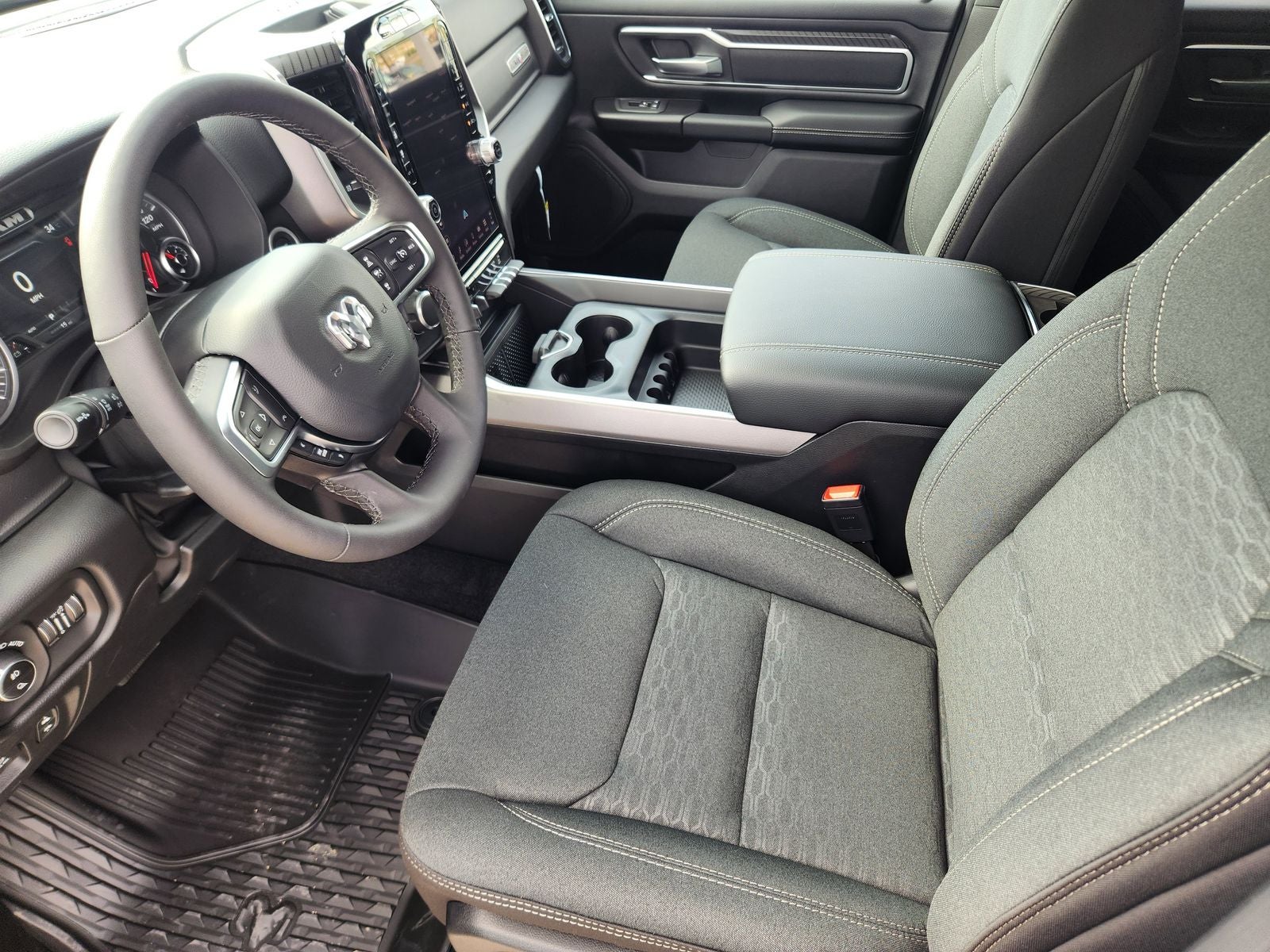 2026 RAM Ram 1500 RAM 1500 LONE STAR CREW CAB 4X4 5'7' BOX