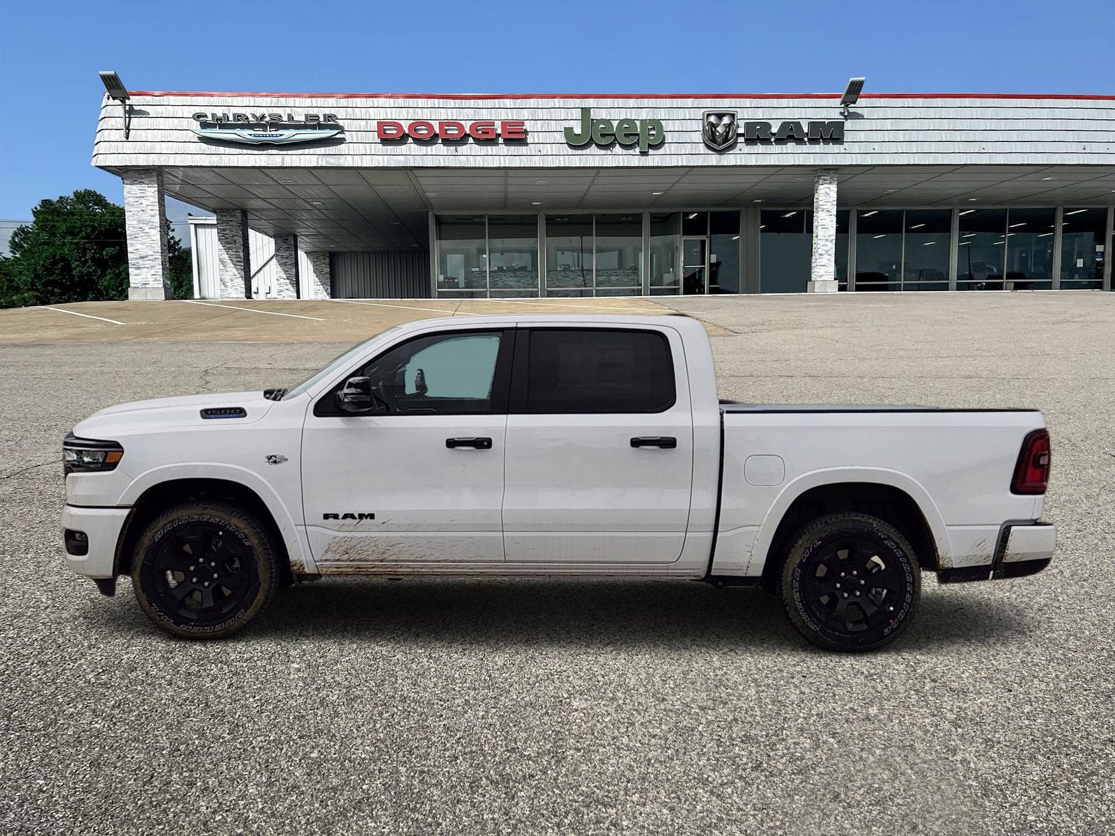 2026 RAM Ram 1500 RAM 1500 LONE STAR CREW CAB 4X4 5'7' BOX