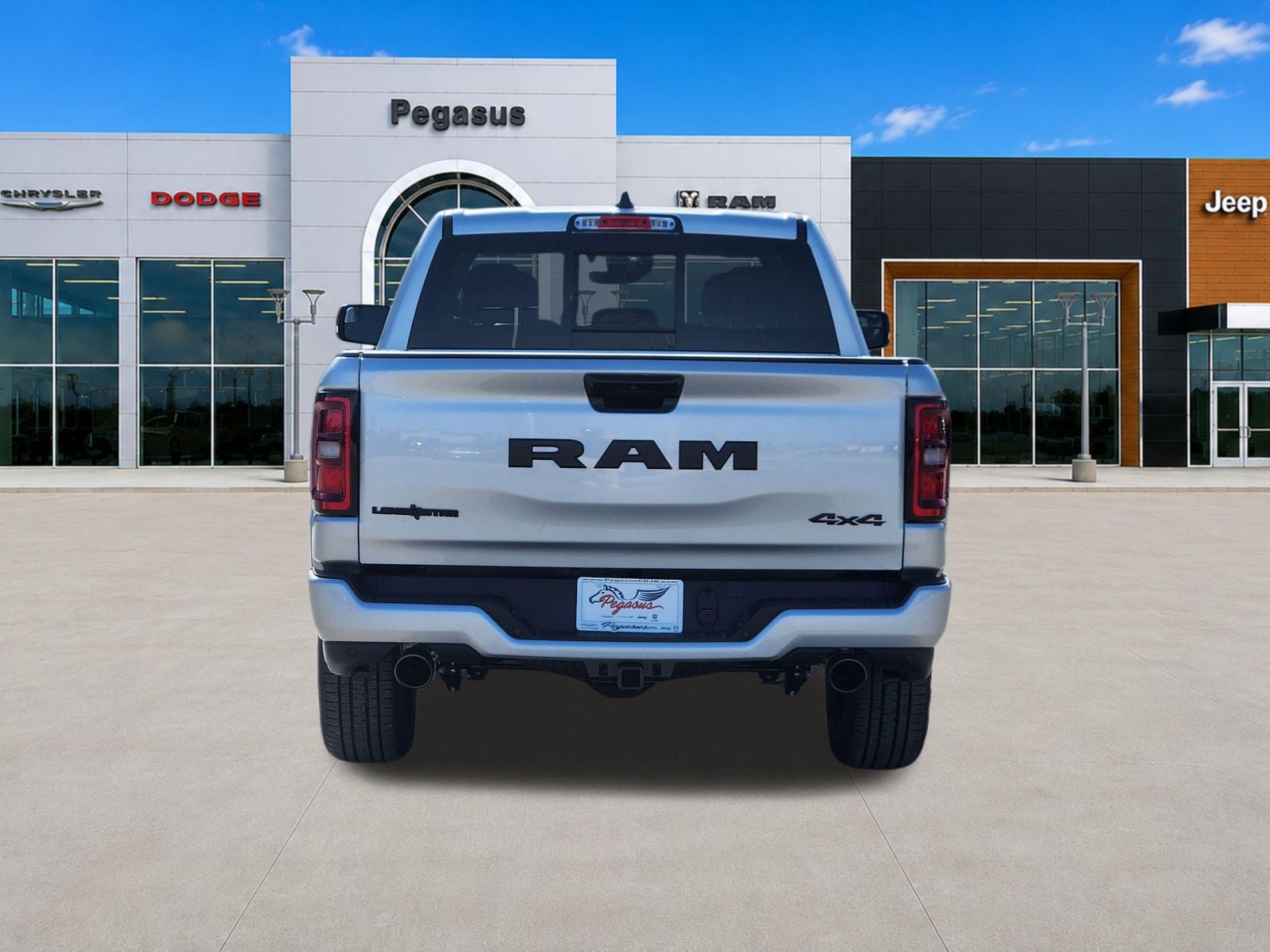 2026 RAM Ram 1500 RAM 1500 LONE STAR CREW CAB 4X4 5'7' BOX