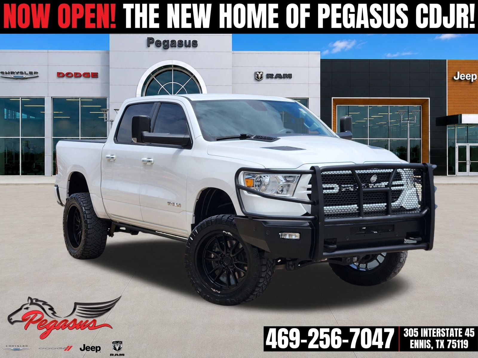 2019 RAM 1500 Big Horn/Lone Star 4x4 Crew Cab 5'7's photo