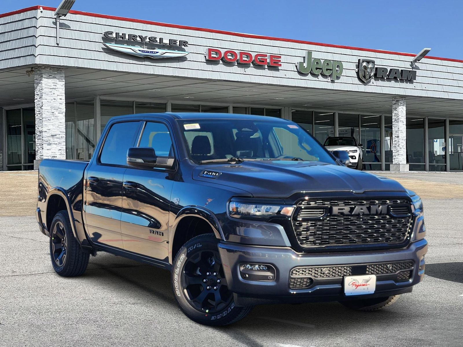 2026 RAM Ram 1500 RAM 1500 LONE STAR CREW CAB 4X4 5'7' BOX