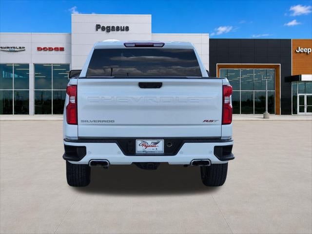 2022 Chevrolet Silverado 1500 LTD 4WD Crew Cab Short Bed RST