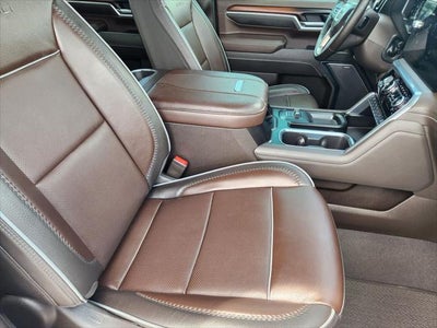 2026 GMC Sierra 2500 HD Crew Cab, Standard Bed, Denali, 4WD