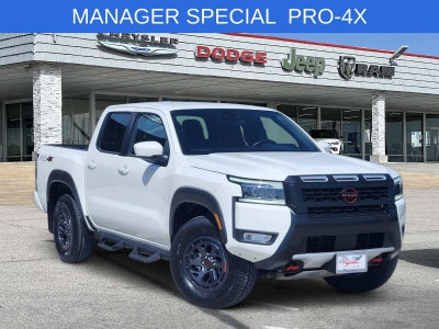 2025 Nissan Frontier Crew Cab PRO-4X 4x4