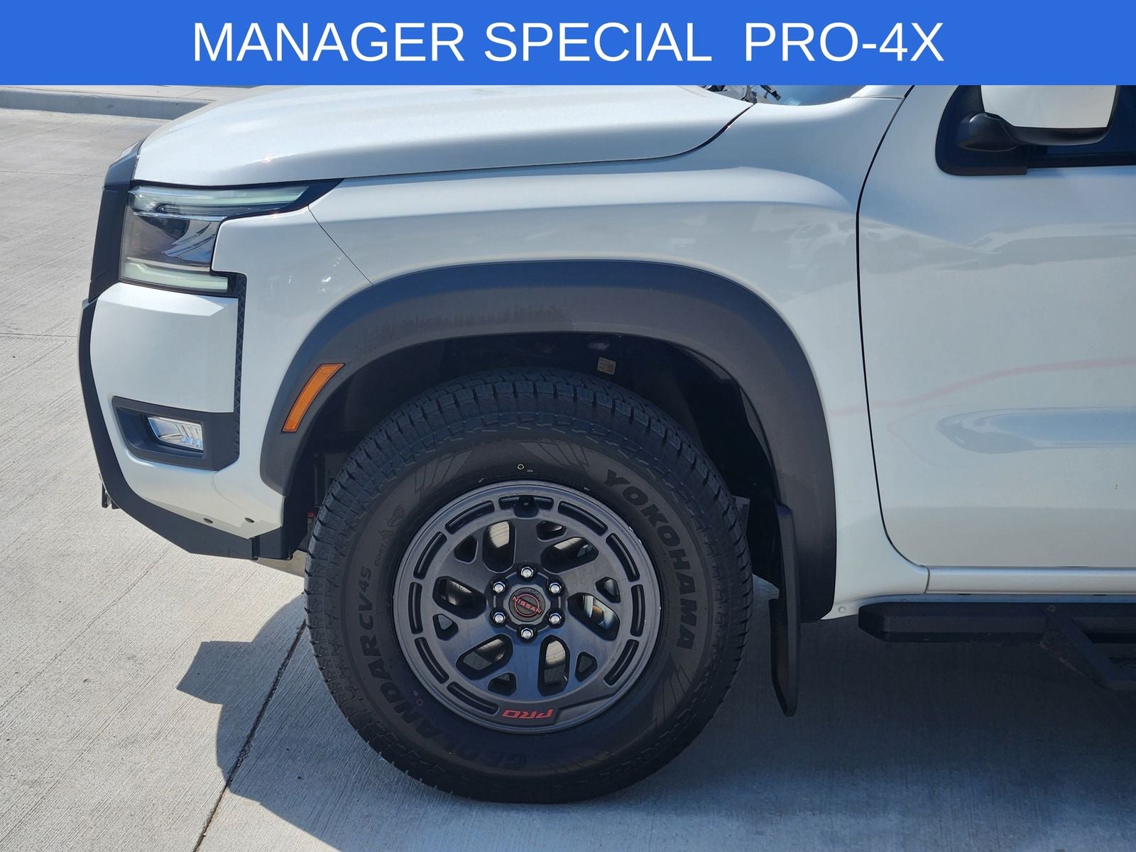 2025 Nissan Frontier Crew Cab PRO-4X 4x4