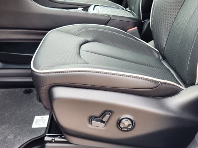 2027 Chrysler Pacifica PACIFICA LIMITED