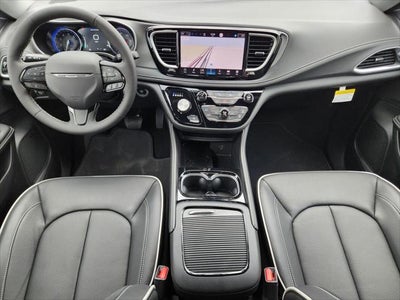 2027 Chrysler Pacifica PACIFICA LIMITED
