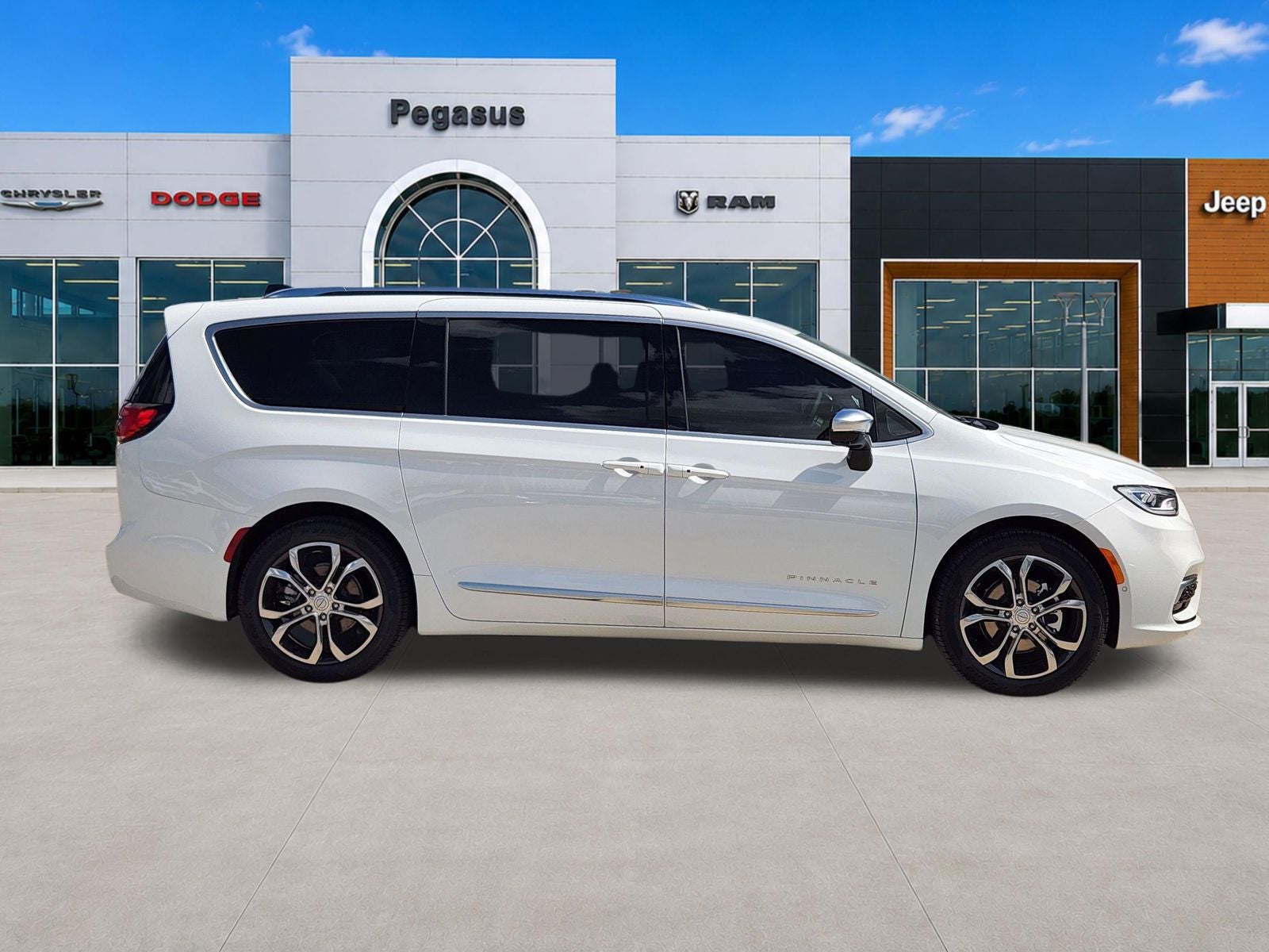2026 Chrysler Pacifica PACIFICA PINNACLE