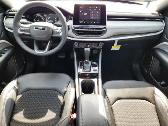 2026 Jeep Compass COMPASS LATITUDE 4X4